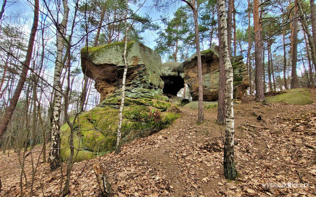 Kamienie Brodzińskiego – pomysł na niedzielną wycieczkę z geologią w tle