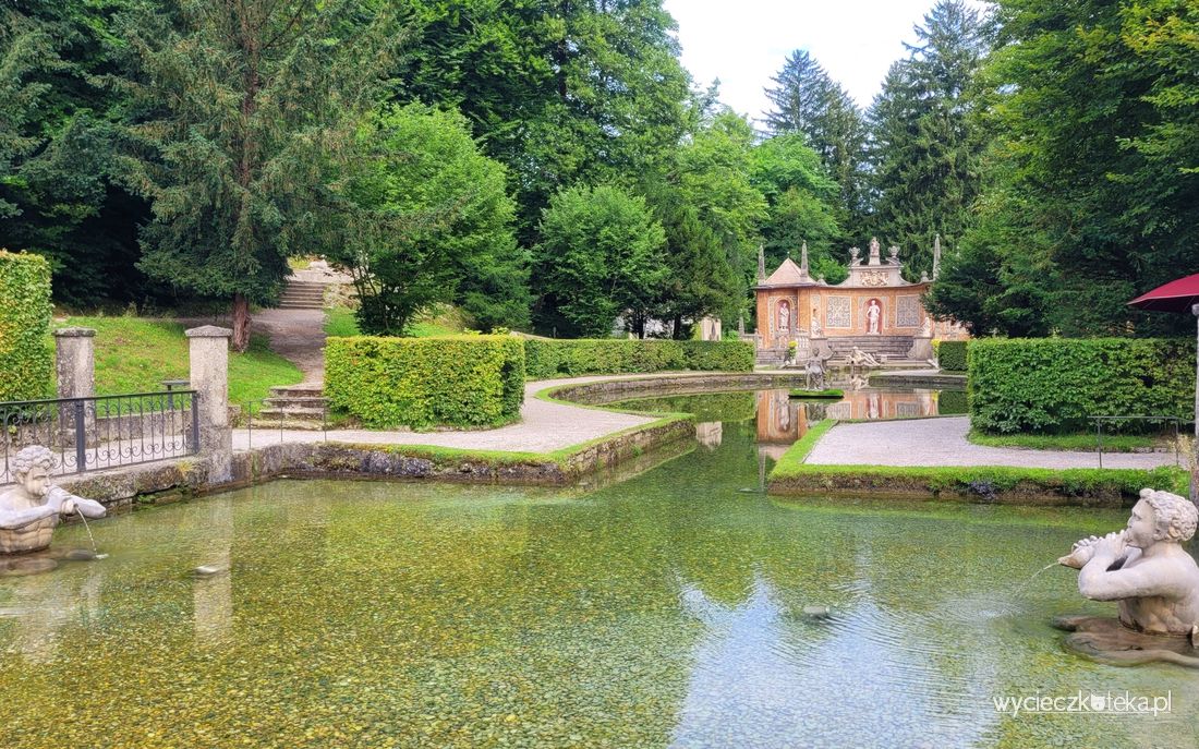 Ogrody wodne Hellbrunn – fontanny, które koniecznie musisz zobaczyć w Austrii!