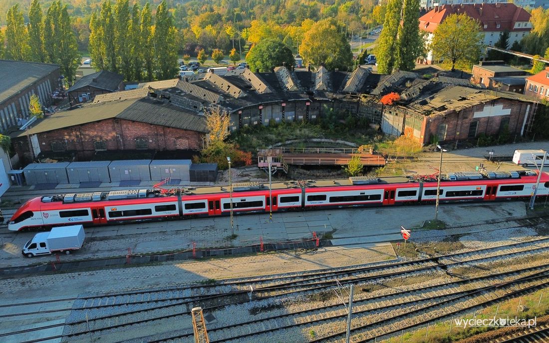 Stara parowozownia w Poznaniu – zabytek z potężną obrotnicą kolejową