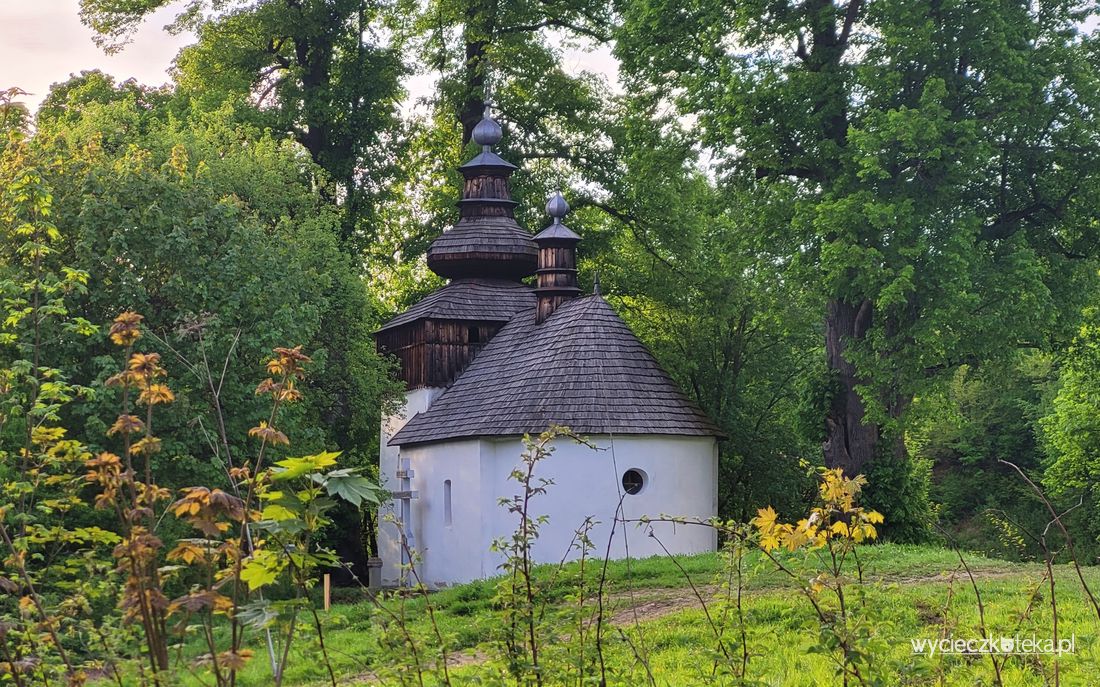 Stary cmentarz i cerkiew w Bielicznej. Nieistniejąca wieś w Beskidzie Niskim