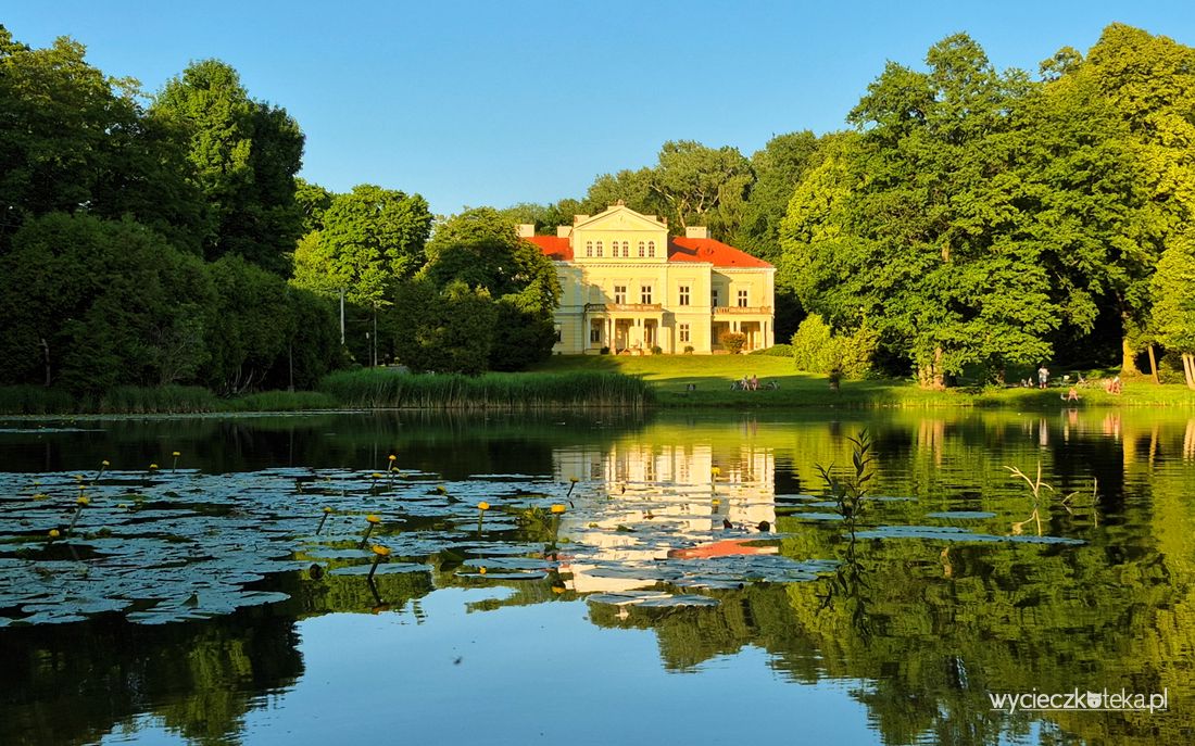 Pałac Raczyńskich w Złotym Potoku. Dawna rezydencja rodu Krasińskich na Jurze Krakowsko-Częstochowskiej