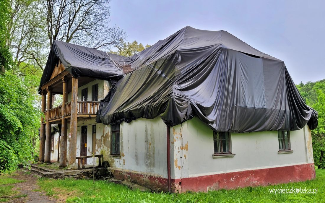 Dwór w Janowiczkach koło pola bitwy pod Racławicami